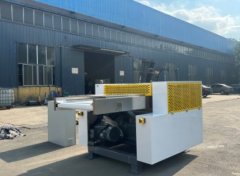 医疗用辅料切粕机的图片