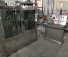 250型低温粉碎机的图片