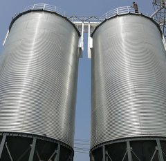 150吨粮食存储设备的图片