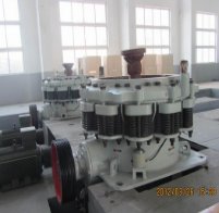 西蒙斯圆锥破碎机的图片