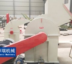 锯末粉碎机的图片