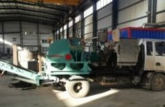 柴油移动木屑粉碎机的图片