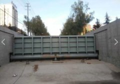 液压钢坝的图片