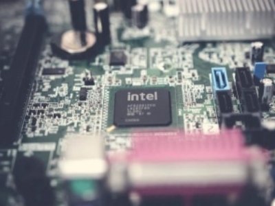 中国半导体，四处漏风！