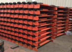 旋转鳞板机的图片