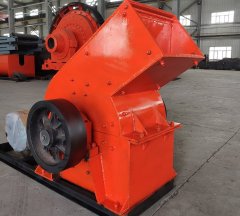 锤式破碎机的图片