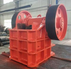 颚式破碎机的图片