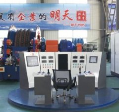 多绳摩擦式矿用提升机的图片