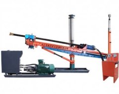 135B架柱液压回转钻机的图片