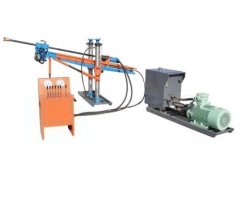 液压架柱式钻机的图片