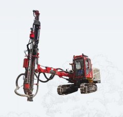 露天顶锤钻车的图片