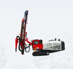 SDC170 露天潜孔钻车的图片