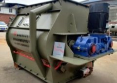 新型双轴无重力混合机的图片