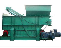 甲带式给料机的图片