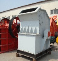 探矿细碎机的图片