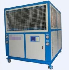 风冷式螺杆冷水机的图片