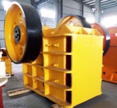 PE600*900重型颚式破碎机的图片