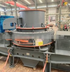 VSI7611高效冲击式破碎机的图片