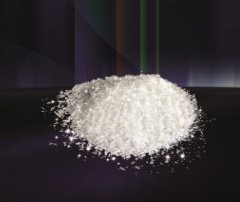 陶瓷熔块的图片