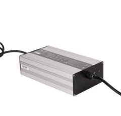UY600LP防水型充电器的图片