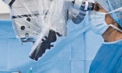 神经外科手术显微镜的图片