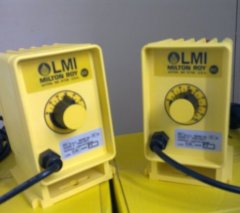 米顿罗P056系列电磁计量泵的图片