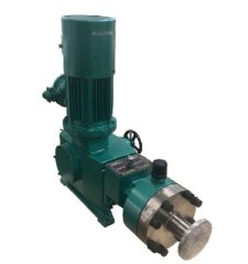 化工高振动隔膜式计量泵的图片