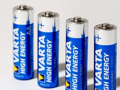 天津市锂离子电池总产值为131亿元，动力电池产能合计约为15GWh