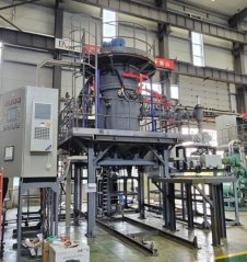 真空单室热处理炉（立式）的图片