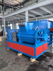 螺旋粉碎机的图片