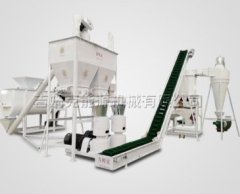 时产2吨饲料颗粒机组的图片