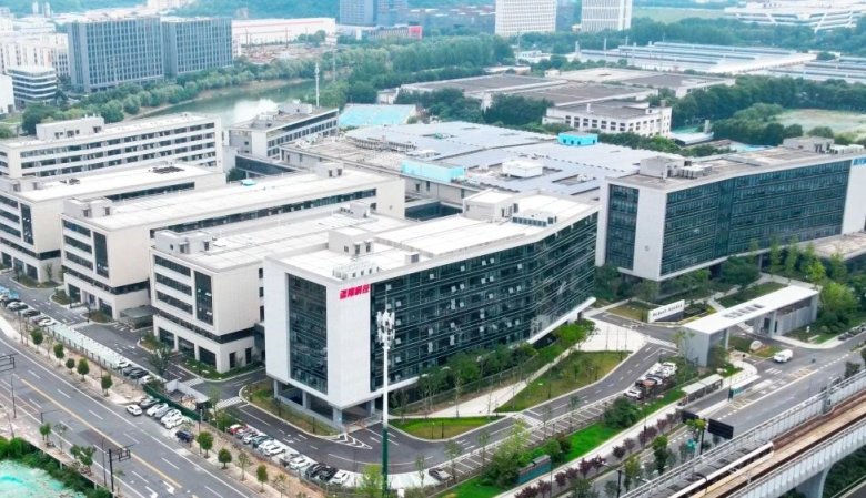 113913_788935_gsdt.jpg 113913_788935_gsdt.jpg