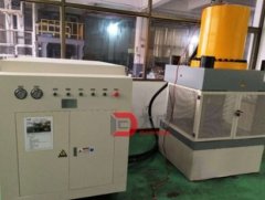 全自动快速顶锻试验机.的图片