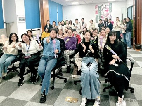 W˃x | ҲԼŮâf(wn)