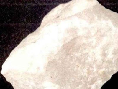 石英矿中的这三种东西，甩不掉又招人嫌