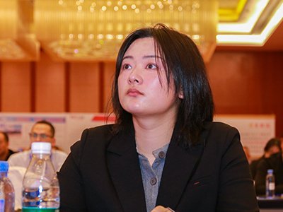 合成砂将成为半导体产业的关键基础材料——访菲利华产品业务经理朱梦瑶