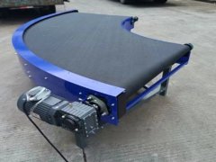 转弯胶带机的图片