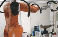 塑料件打磨抛光工作站的图片