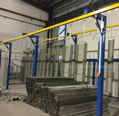 自动化悬挂链条输送线的图片