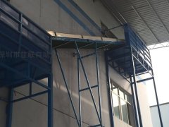 工厂自动化爬坡输送机的图片