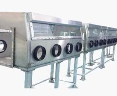 隔离手套箱的图片