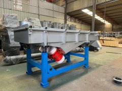 化肥直线振动筛的图片