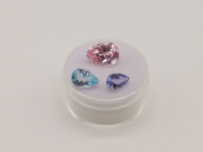 蓝宝石不一定是蓝色的为什么还叫蓝宝石？是吃饱了撑的吗？