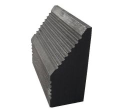 电解槽侧部炭块的图片