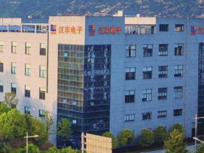 江丰电子：聚焦半导体靶材与静电吸盘扩产