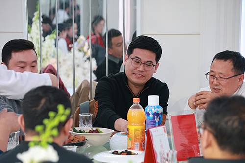 093749_301840_jsue_gsdt.jpg