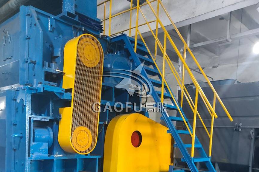 高服筛分破碎一体机客户现场